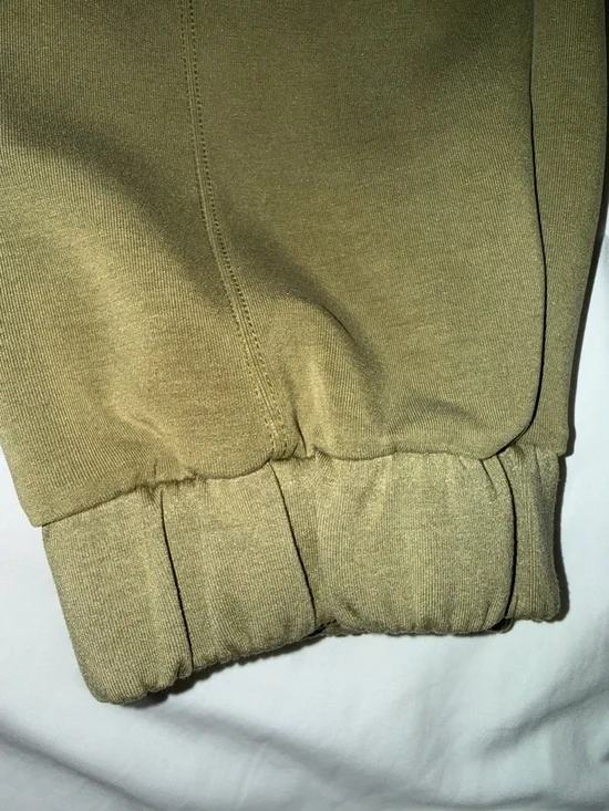 Lululemon Softstreme Relaxed High-Rise Pant - Picture 5 of 5